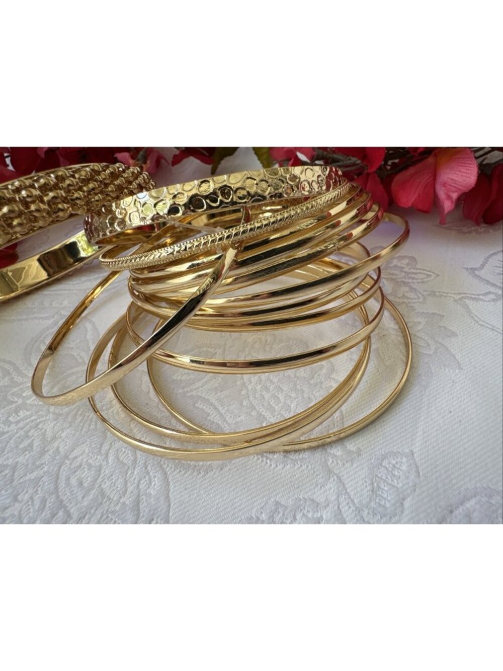 14 PC Stack Gold 2 Chunky Textured & Smooth Thin Stacked Bracelet Set of 14 NEW